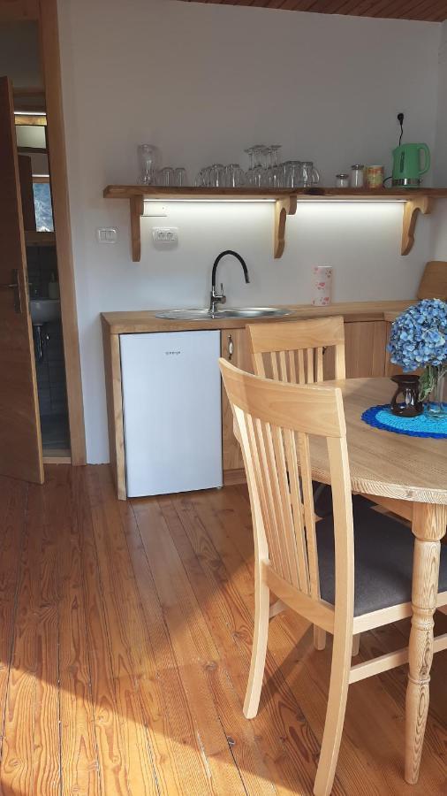 Healing Farm Apartment Gorenja Vas  Luaran gambar