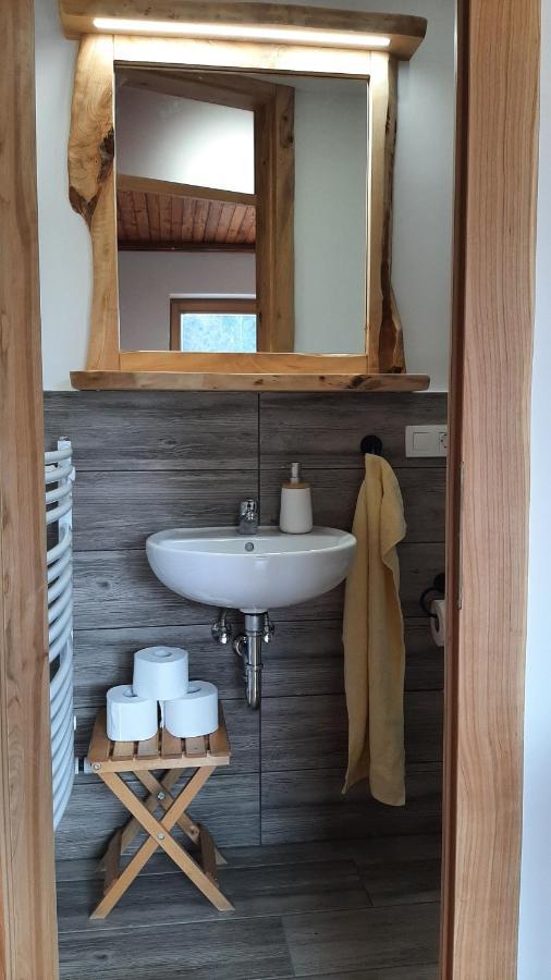 Healing Farm Apartment Gorenja Vas  Luaran gambar